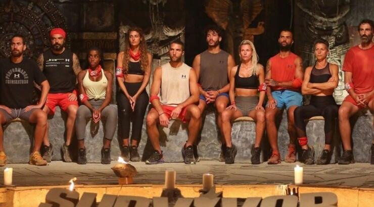 Πρώην παίκτρια του "Survivor" αποκαλύπτει: "Ήταν σοκαριστικό να μεγαλώνεις με δύο μαμάδες" [βίντεο]