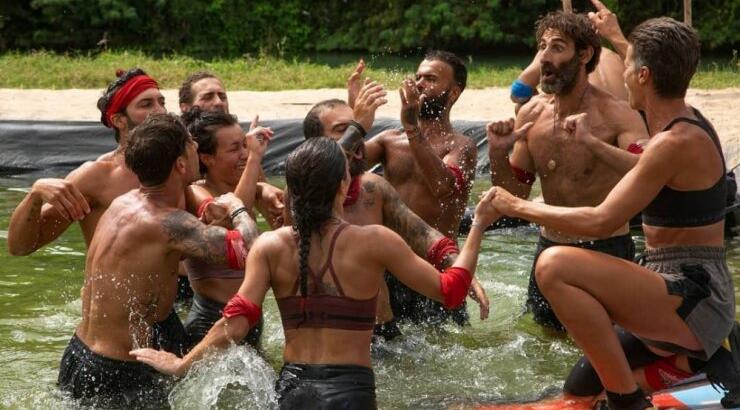 "Survivor": Η νίκη των κόκκινων, ο υποψήφιος από την μπλε ομάδα και η λιποθυμία της Ελευθερίας Ελευθερίου [βίντεο]