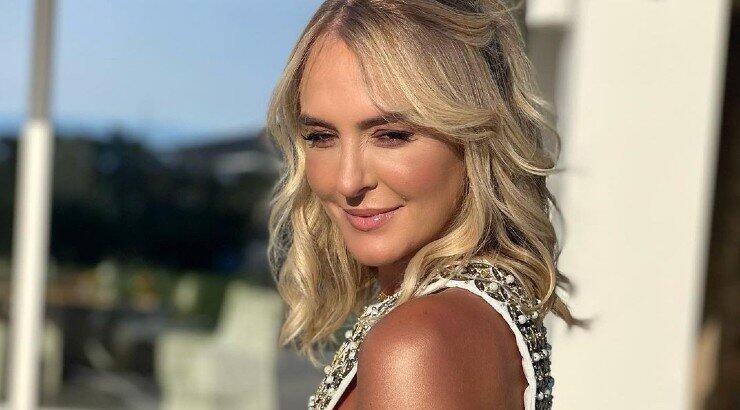 Σύλβια Μαυροπούλου: Ποζάρει με την κομψότατη μαμά της και εντυπωσιάζουν!