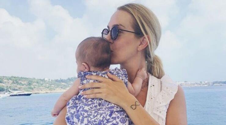 Σύλβια Μαυροπούλου: Η ονειρεμένη βάφτιση της κορούλας της! [εικόνες & βίντεο]