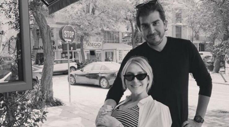 Σύλβια Μαυροπούλου: Η πρώτη φωτογραφία από το μαιευτήριο λίγο μετά τον ερχομό της κόρης της!