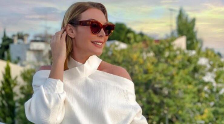 Τατιάνα Στεφανίδου: Μας έβαλε στο chic σαλόνι του σπιτιού της!