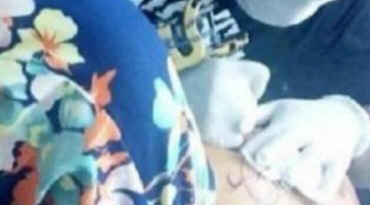 Ποια καυτή παρουσιάστρια “χτύπησε” τατουάζ στα οπίσθια και μας το έδειξε;