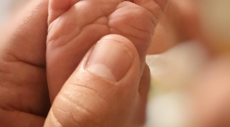 Επώνυμος Κύπριος ανήρτησε φωτογραφία του νεογέννητου γιου του και "λιώνει" το instagram!