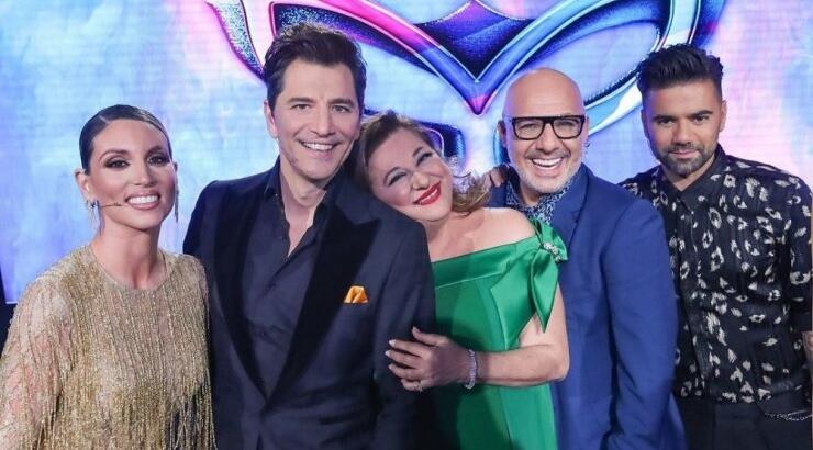 “The Masked Singer”: Η πρώτη αποχώρηση είναι γεγονός – Ποιος κρυβόταν πίσω από τον Ιπποπόταμο