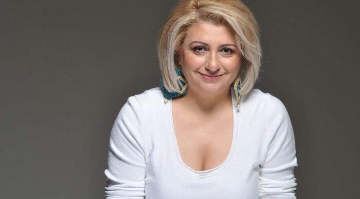 Θέκλα Πετρίδου: Το υπέροχο στιγμιότυπο αγκαλιά με τα παιδιά της! [εικόνα]