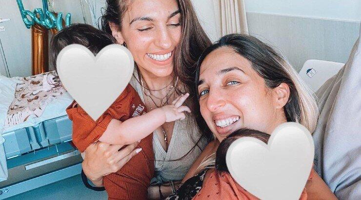 Ανδρεάνα – Θέλξια Βαλέρια Φραγκούδη: Το τρυφερό στιγμιότυπο αγκαλιά με τα παιδιά τους [εικόνα]