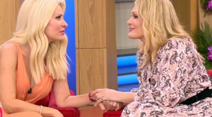 Ελένη Μενεγάκη: Η δημόσια υπόσχεση που έδωσε στην κουμπάρα της, Νατάσα Θεοδωρίδου!