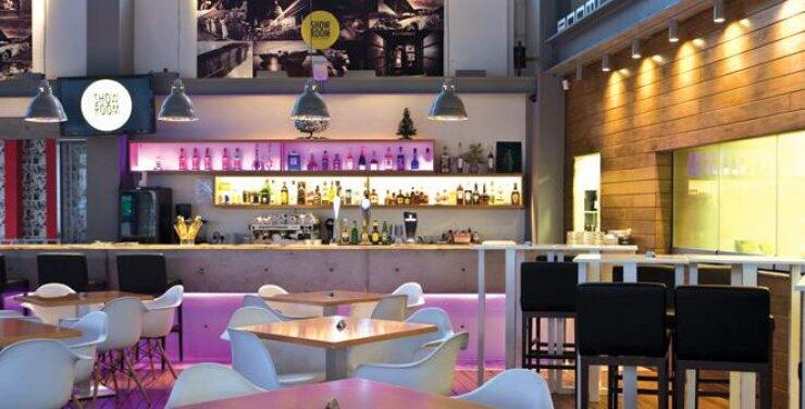 ShowRoom Cafe-Restaurant