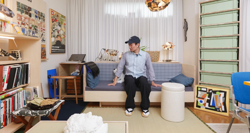 Πώς ένας γλύπτης πέτυχε την τέλεια αρμονία σε ένα διαμέρισμα 37τ.μ.