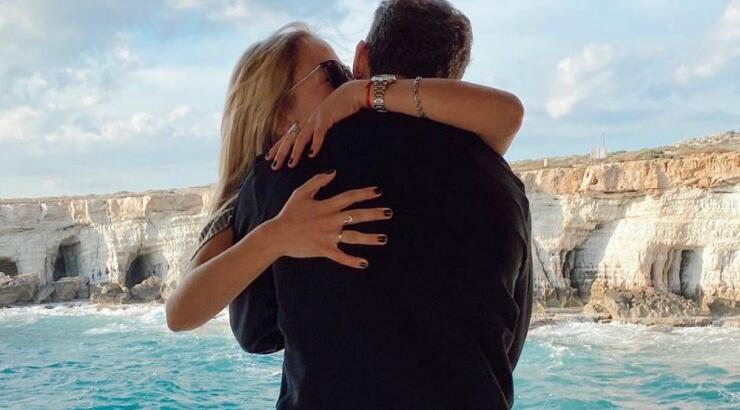 Ποδοσφαιριστής του ΑΠΟΕΛ θα γίνει πατέρας και το ανακοίνωσε με τον πιο τρυφερό τρόπο!