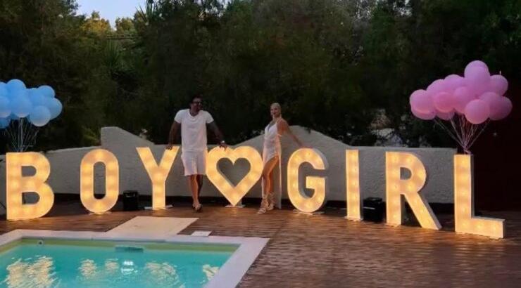 Τούνη - Αλεξάνδρου: Μας έδειξαν στιγμή προς στιγμή πως έμαθαν ότι περιμένουν αγόρι! 