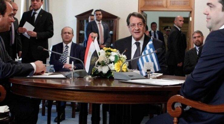 Η Διακήρυξη της Λευκωσίας επισφράγισε την Τριμερή