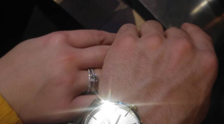 Υπέροχα νέα! Επώνυμη Κύπρια δέχθηκε πρόταση γάμου από τον αγαπημένο της!