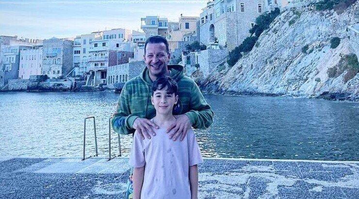 Χρύσανθος Τσουρούλλης: 7 στιγμιότυπα με τον γιο του στη Σύρο! [εικόνες]