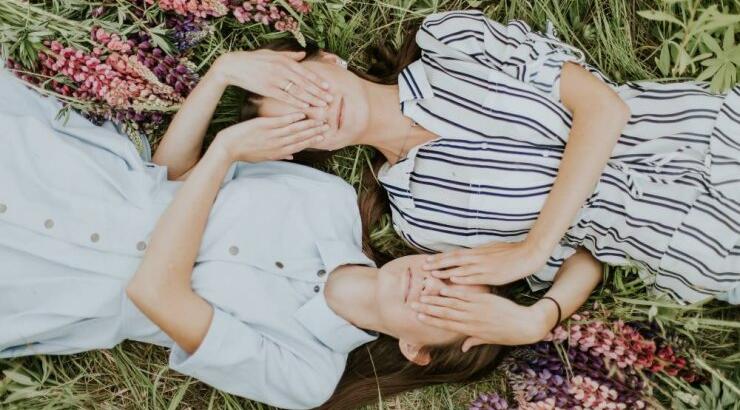 Σαν δύο διαφορετικές σταγόνες νερό!