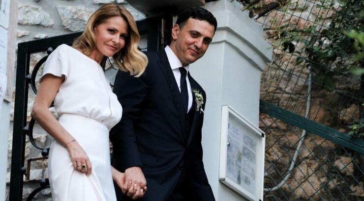 Μάθαμε πόσα κοστίζουν τα νυφικά παπούτσια της Τζένης Μπαλατσινού