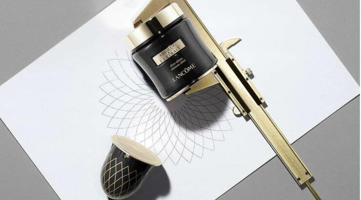 Absolue L’Extrait Ultimate Elixir Refill: Η πρώτη επαναγεμιζόμενη κρέμα από τη Lancôme