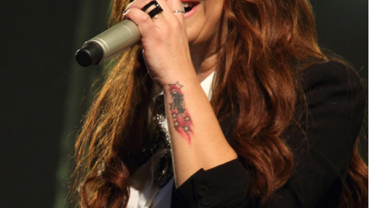 Mελίνα Ασλανίδου: Είναι ερωτευμένη με 14 χρόνια μικρότερο της!