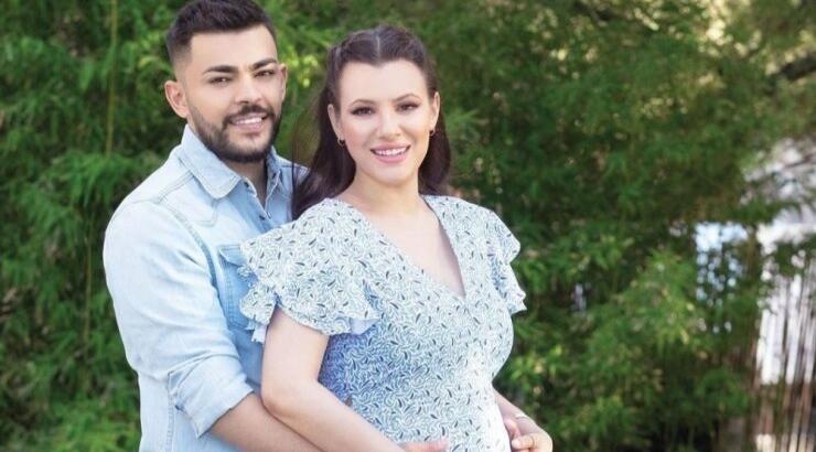 Λάουρα Νάργες - Χρήστος Σαντικάι: Παντρεύτηκαν και πραγματοποίησαν baby shower για το μωράκι τους [εικόνες & βίντεο]