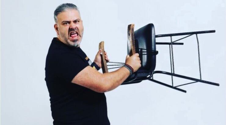 Λούης Πατσαλίδης: Που έβγαλε την πρώτη του selfie και το μοιράστηκε μαζί μας; [εικόνα]