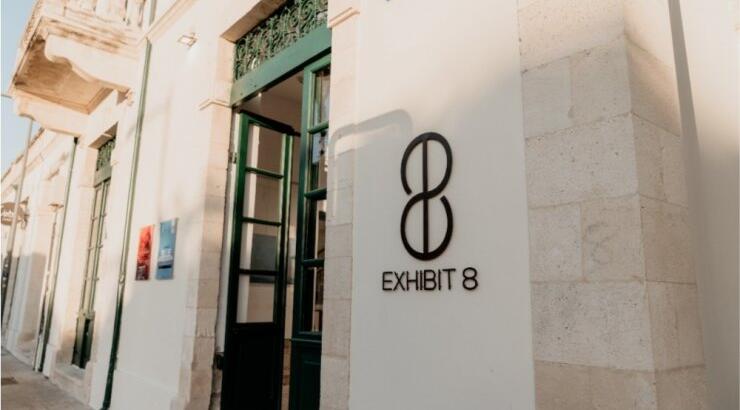 Exhibit8: Η δημιουργία μιας κάβας κρασιών σαν προέκταση της γκαλερί 