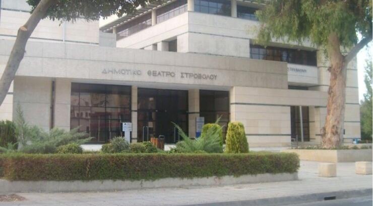 Παράσταση του έργου "Φωτεινή" της Ευρυδίκης Περικλέους Παπαδοπούλου