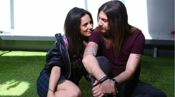 Μάριος Κούμας - Αναστασία Δρακά: Αποκάλυψαν πότε παντρεύονται δείχνοντάς μας το προσκλητήριο γάμου τους [εικόνα]