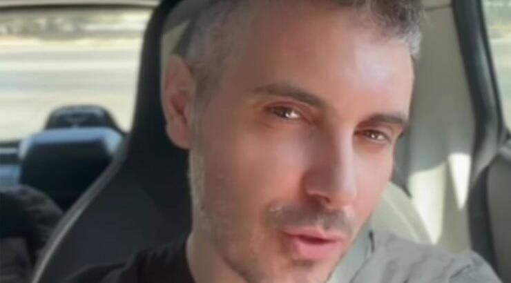Μιχάλης Χατζηγιάννης: Τραγουδά μέσα στο αυτοκίνητό του - "Είναι η στιγμή που απολαμβάνω τη βόλτα" [βίντεο]