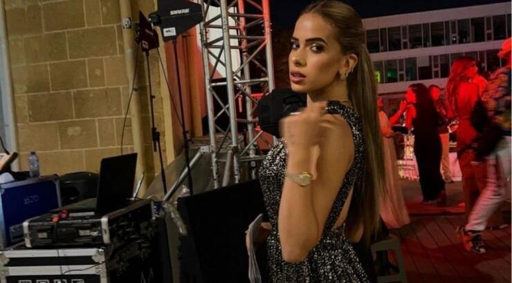 Μαρία Κορτζιά: Γιορτάζει τα 50 χρόνια γάμου του παππού και της γιαγιάς της [εικόνα]