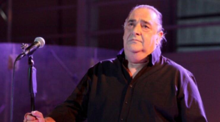 Γνωστός λαϊκός τραγουδιστής για Βασίλη Καρρά: "Δεν πήγα να τον δω γιατί δεν θα αντέξω"