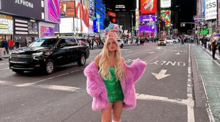 Ιωάννα Τούνη: Η matchy - matchy εμφάνιση με τον γιο της στη Νέα Υόρκη [εικόνα] 