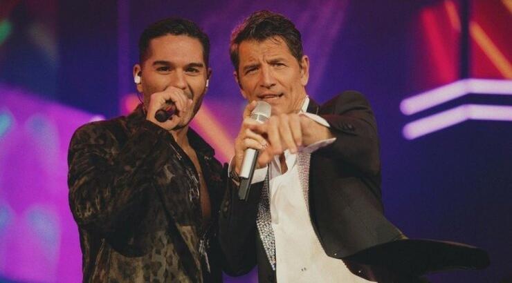 Σάκης Ρουβάς: Η "επίθεση" αγάπης θαυμάστριάς του - Σε αμηχανία ο Μάστορας [βίντεο]