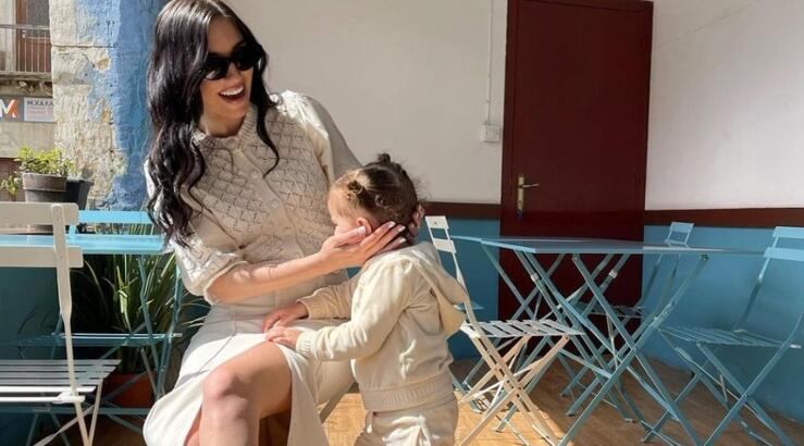 Έλενα Θεοδώρου: Στο πλατό της εκπομπής "Έλα να δεις" η κόρη της [εικόνες & βίντεο]