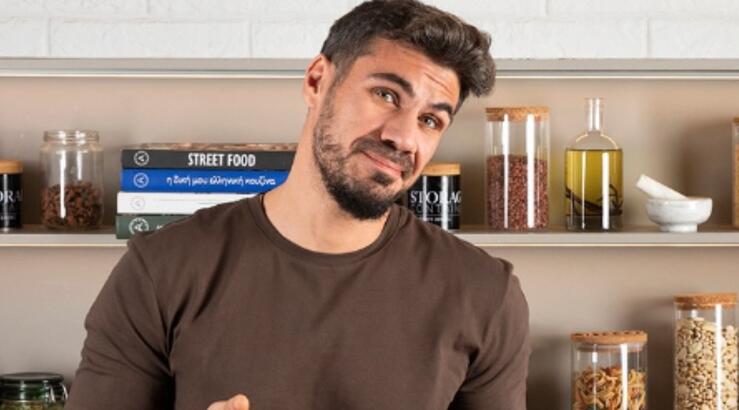 Ο Άκης Πετρετζίκης έγινε 40! Η έκπληξη και το πάρτι με την οικογένειά του [εικόνα]