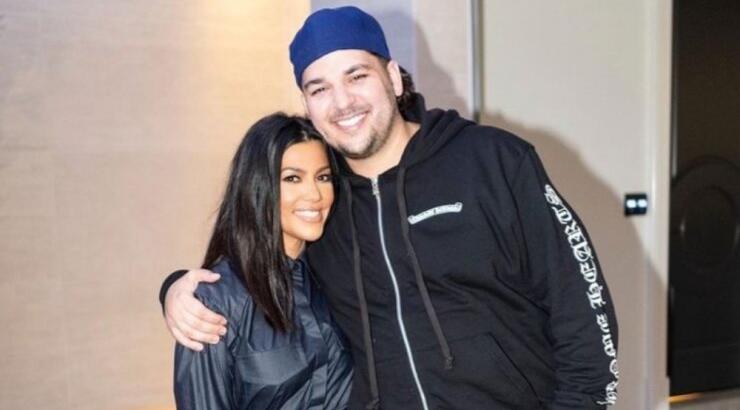 Γιατί ο Rob Kardashian δεν πήγε στο γάμο της Kourtney και του Travis;