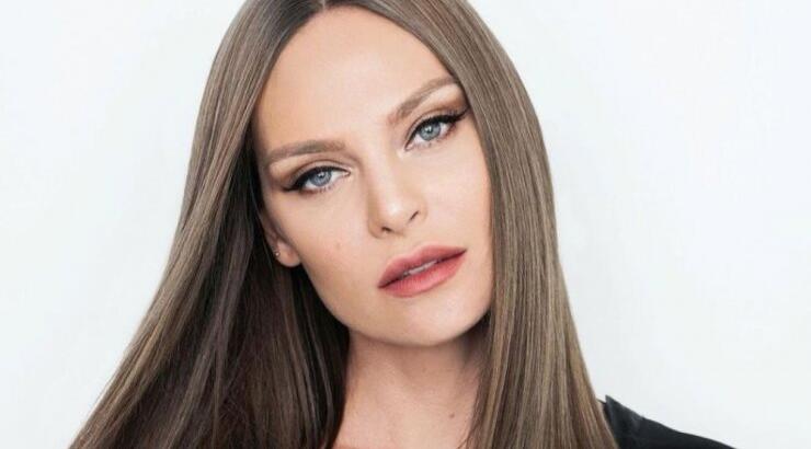 Υβόννη Μπόσνιακ: Η ανάρτηση μέσα από το νοσοκομείο που μας ξάφνιασε [εικόνες]