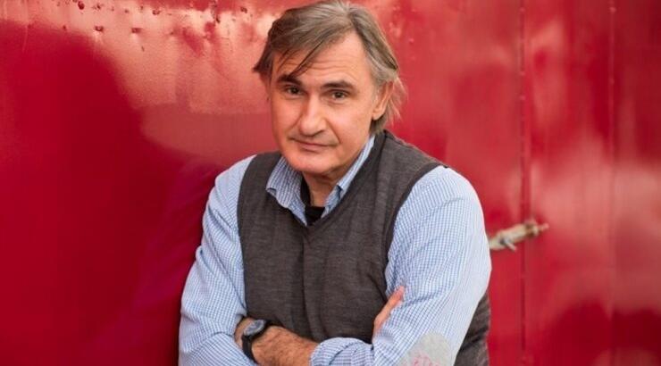 Άκης Σακελλαρίου: Μίλησε για την περιπέτεια υγείας που είχε - "Ήμουν 10 μέρες σε κώμα" [βίντεο]