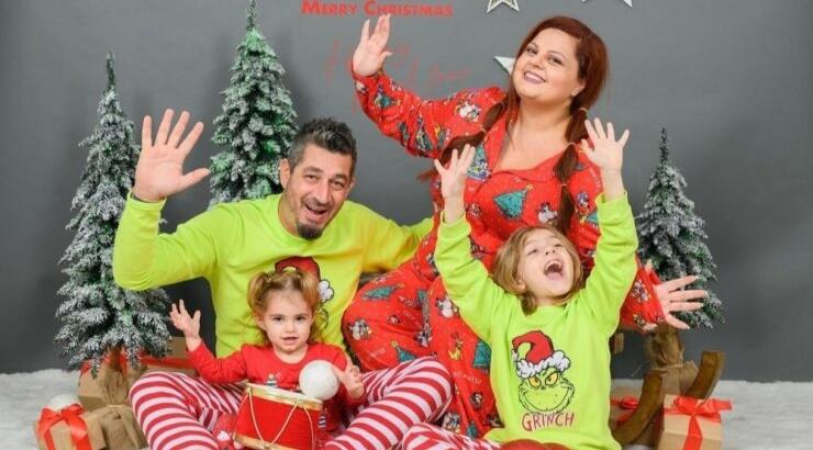Μαριλένη Σταύρου: Η χριστουγεννιάτικη φωτογράφηση που πραγματοποίησε με τον σύζυγό και τα παιδιά τους [εικόνες]