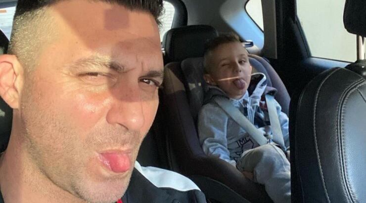 Κυριάκος Πελεκάνος: Φτιάχνει σπιτική πίτσα μαζί με τον μικρό Κρίστιαν [εικόνες]