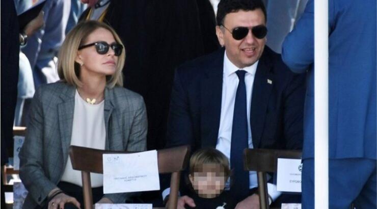 Τζένη Μπαλατσινού: Η φωτογραφία που τράβηξε του συζύγου της μαζί με τον Κικίλια Junior στην παρέλαση [εικόνα]