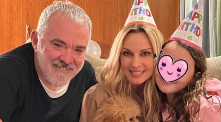 Πέγκυ Ζήνα: Γιορτάζει 11 χρόνια απόλυτης αγάπης με την κόρη της, Ηλέκτρα [εικόνα]