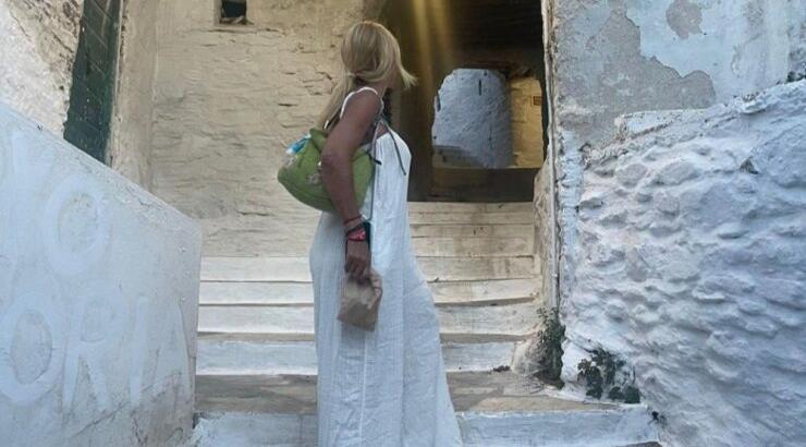 Επώνυμη Ελληνίδα εξομολογείται: "Τάιζα πολύ τους συντρόφους μου για να τους παχύνω γιατί ζήλευα" [βίντεο]