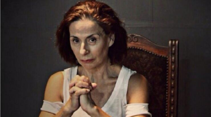 Πόπη Aβραάμ: "Μου έχει τύχει σε κηδεία να μην βλέπω μπροστά μου από το κλάμα και να μου ζητάνε αυτόγραφο"