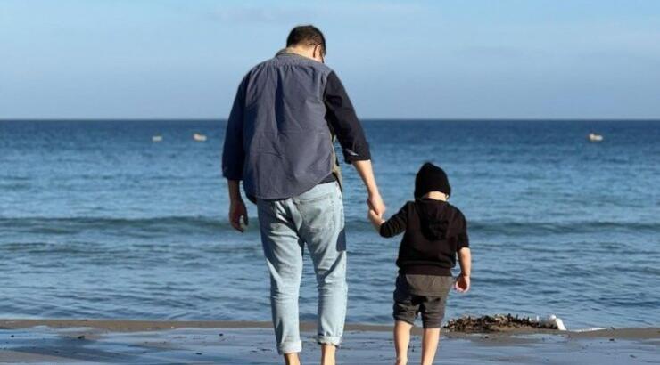 Έλληνας παρουσιαστής βγήκε με το νεογέννητο μωρό του στην εκπομπή του