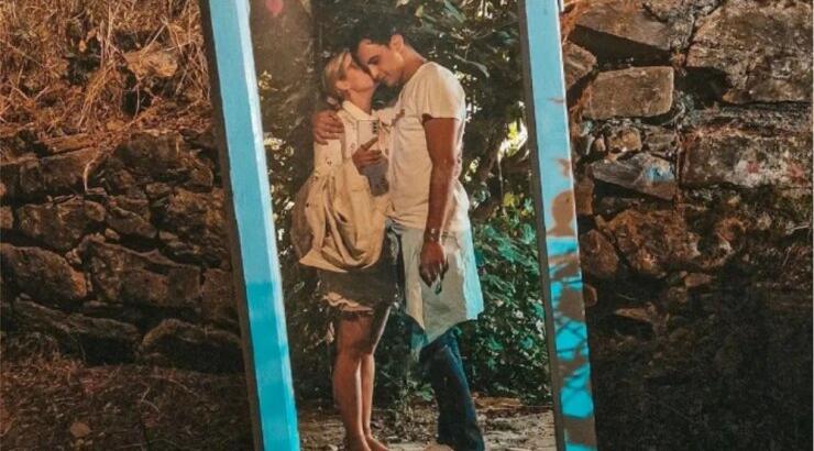 Τζένη Θεωνά: Με μια κίνηση ο Δήμος Αναστασιάδη της κατέστρεψε το βίντεο των διακοπών τους