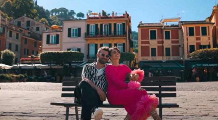 Σαμπάνης - Σαρρή: Η πρώτη δημόσια εμφάνιση του ζευγαριού τράβηξε τα φλας των paparazzi [εικόνα]