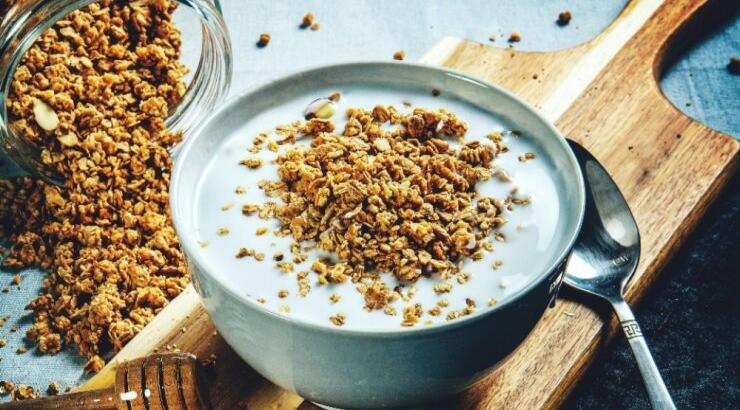 Γκρανόλα: Τι είναι, ποια να επιλέξω και πως να την εντάξω στη διατροφή μου