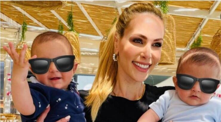 Στέλλα Δημητρίου: Έκανε το πρώτο αεροπορικό ταξίδι με τα αγόρια της [εικόνες]
