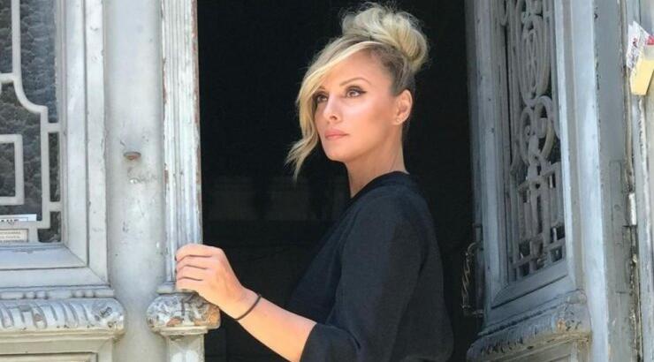 Πέγκυ Ζήνα: "Είχα ψώνιο να αναγνωριστώ, να γίνω κάτι" [βίντεο]